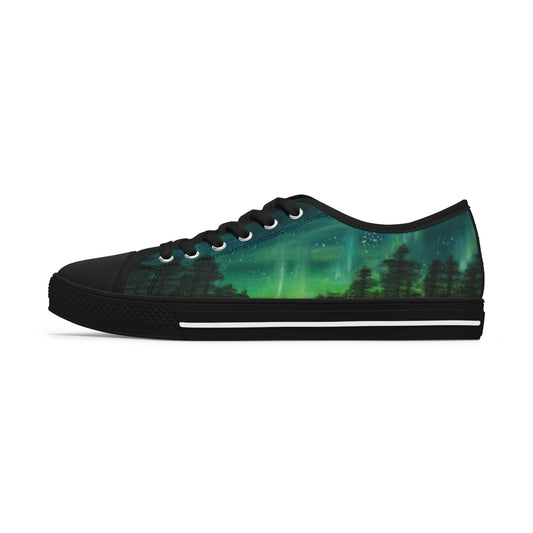 Aurora Forest Women's Low Top Sneakers — Northern Lights Nightscape Canvas Shoes