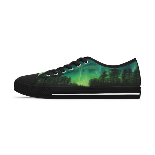 Aurora Borealis Northern Lights Printed Unisex Classic Low Top Sneaker Shoes