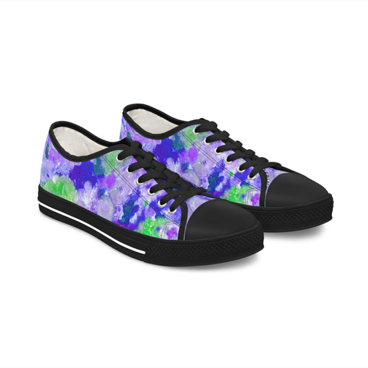 Purple Dot Unisex Classic Low Top Sneakers