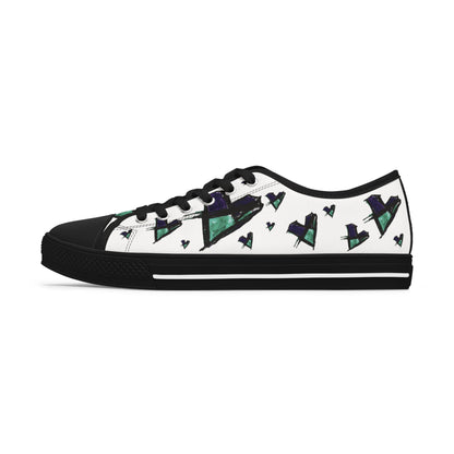 Heart Pattern Low Top Sneakers — Women's Casual Canvas Shoes