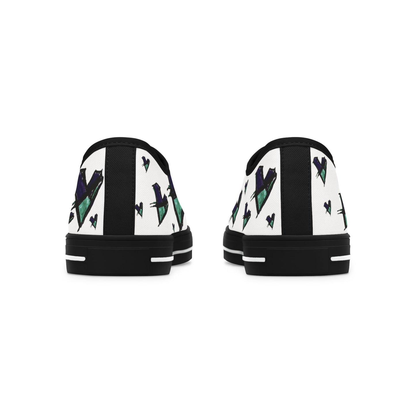Heart Pattern Low Top Sneakers — Women's Casual Canvas Shoes