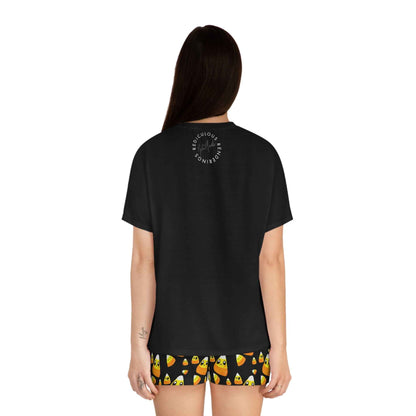 Candy Corn Pattern Women’s Pajama Set — Cute Halloween Short Sleepwear