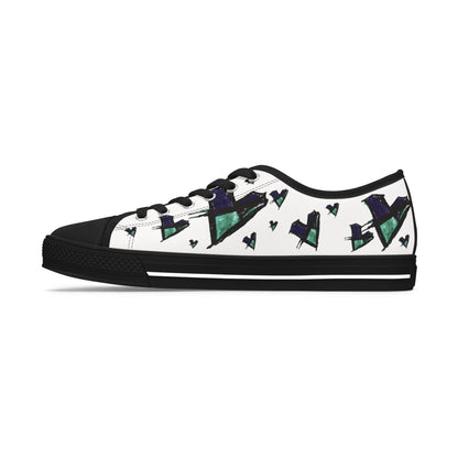 Heart Pattern Low Top Sneakers — Women's Casual Canvas Shoes